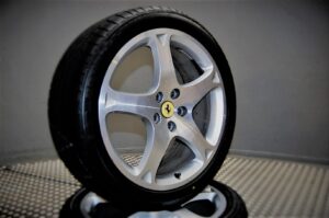 Ferrari California - wielen